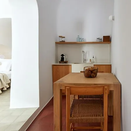 Thiro Exclusive With Private Jacuzzi