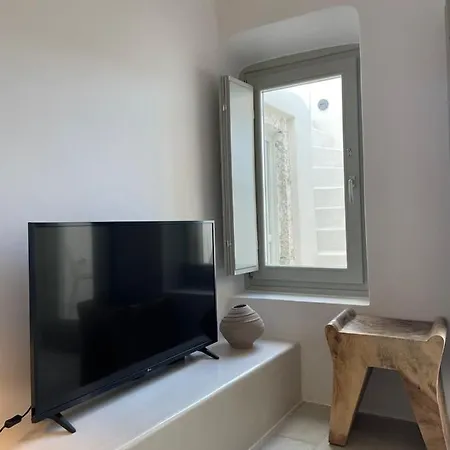 Thiro Exclusive With Private Jacuzzi Apartamento Pýrgos