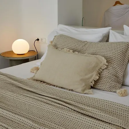 アパート Thiro Exclusive With Private Jacuzzi *